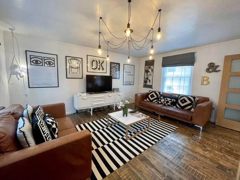 Gorgeous 2 Bedroom Apartment Edge Of Cabot Circus Bristol Exterior foto